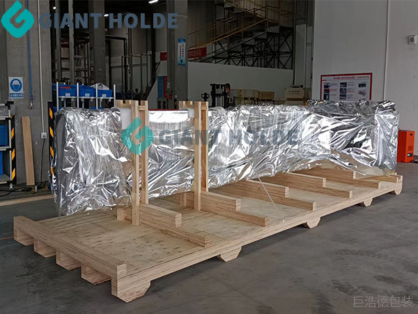 醫(yī)療設備打包現(xiàn)場